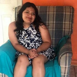 Meet your Posher, Esmeralda